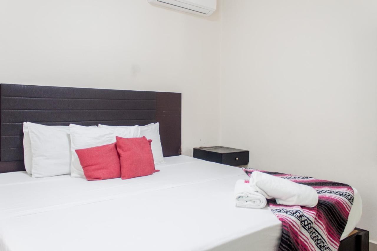Whyz 4 You Private Rooms Puerto Morelos Zewnętrze zdjęcie